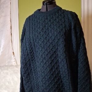 Men's Classic Cable Knit Sweater - Deep Green